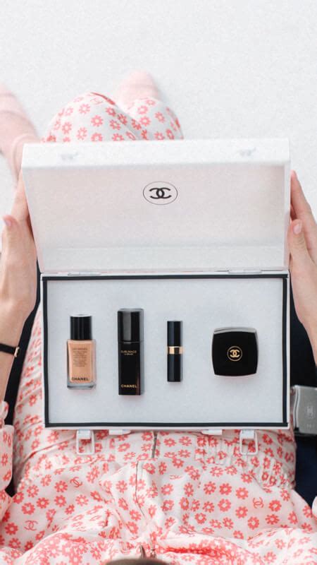 chanel essentials kit.